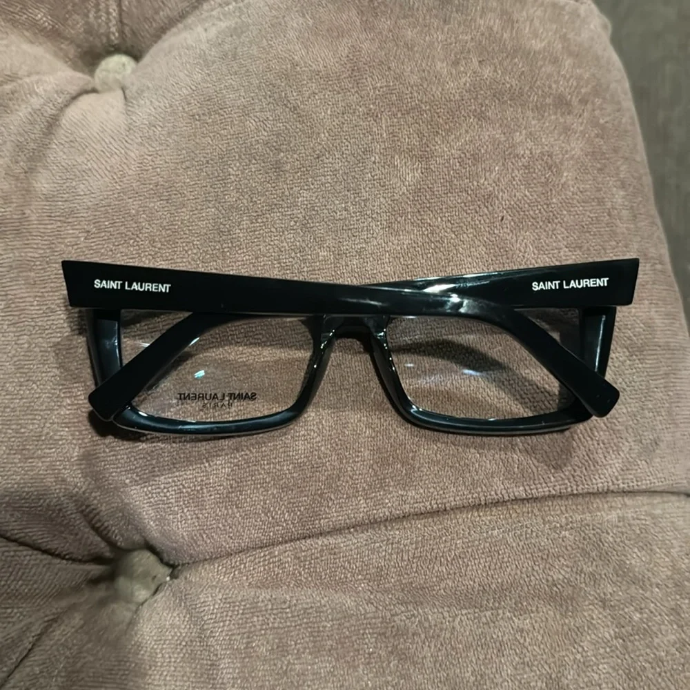 Saint Laurent glasses - Picture 2 of 5